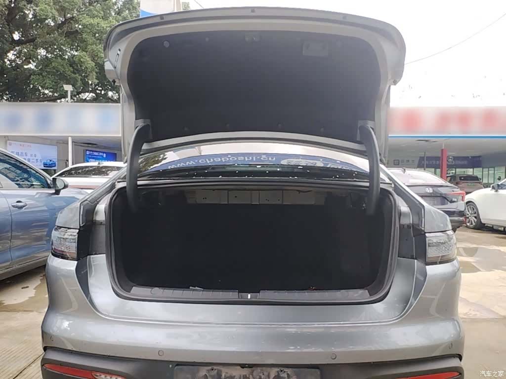 BYD Seal, 2025 19