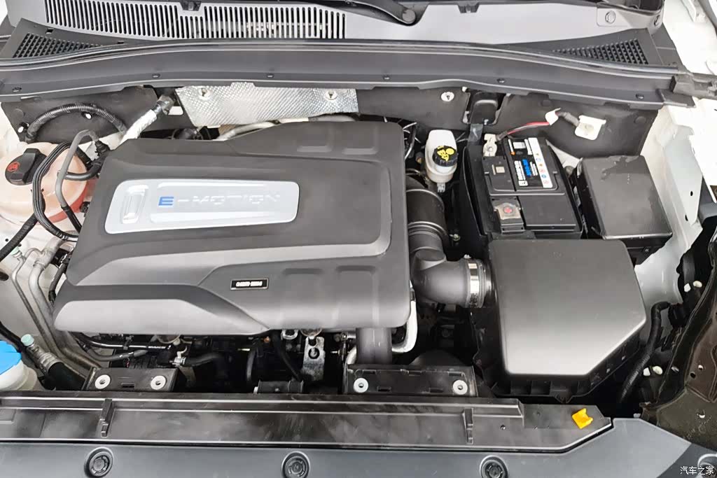 Bestune T77, 2022 10