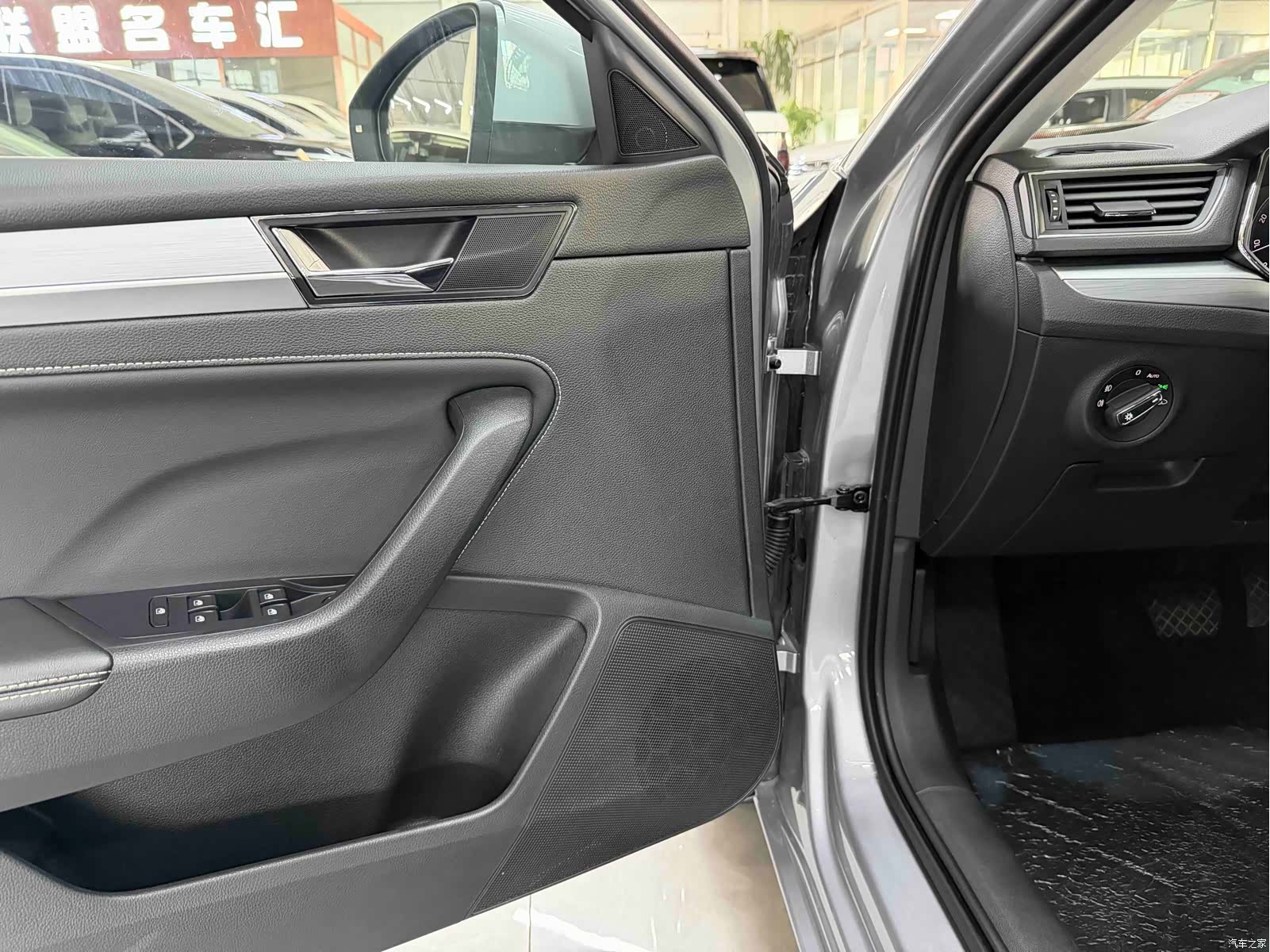 Skoda Superb, 2024 9