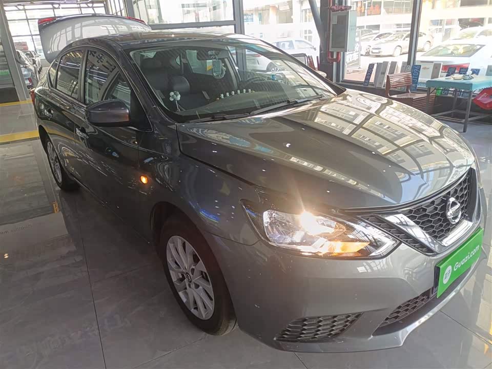 Nissan Xuan Yi