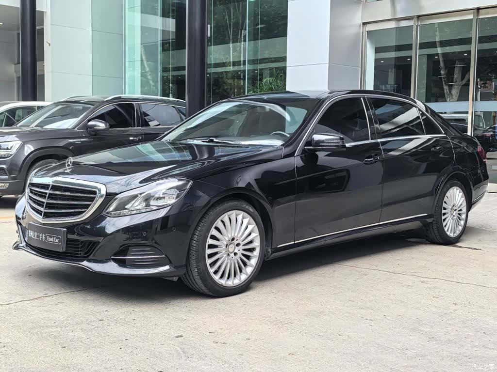 Mercedes-Benz E-Class, 2015 1