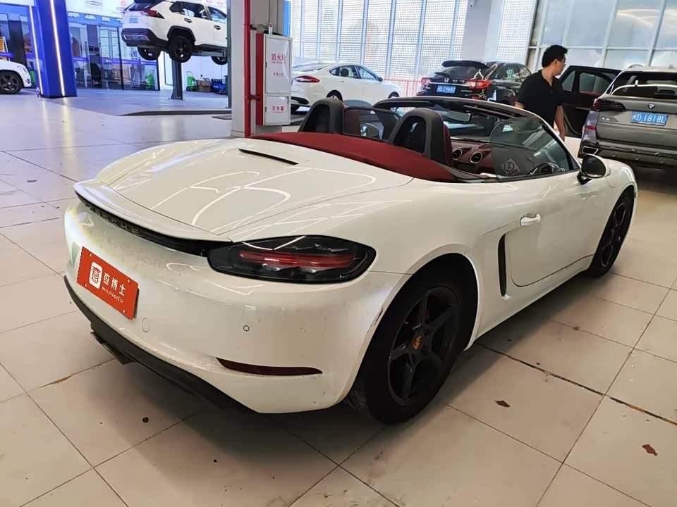 Porsche 718