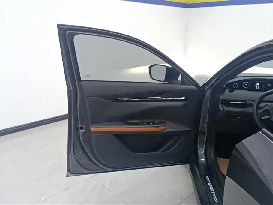 Changan UNI-V Smart iDD