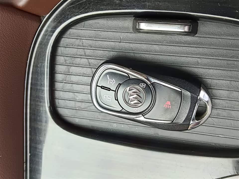 Buick Angkewei Plus Buick Angkewei Plus