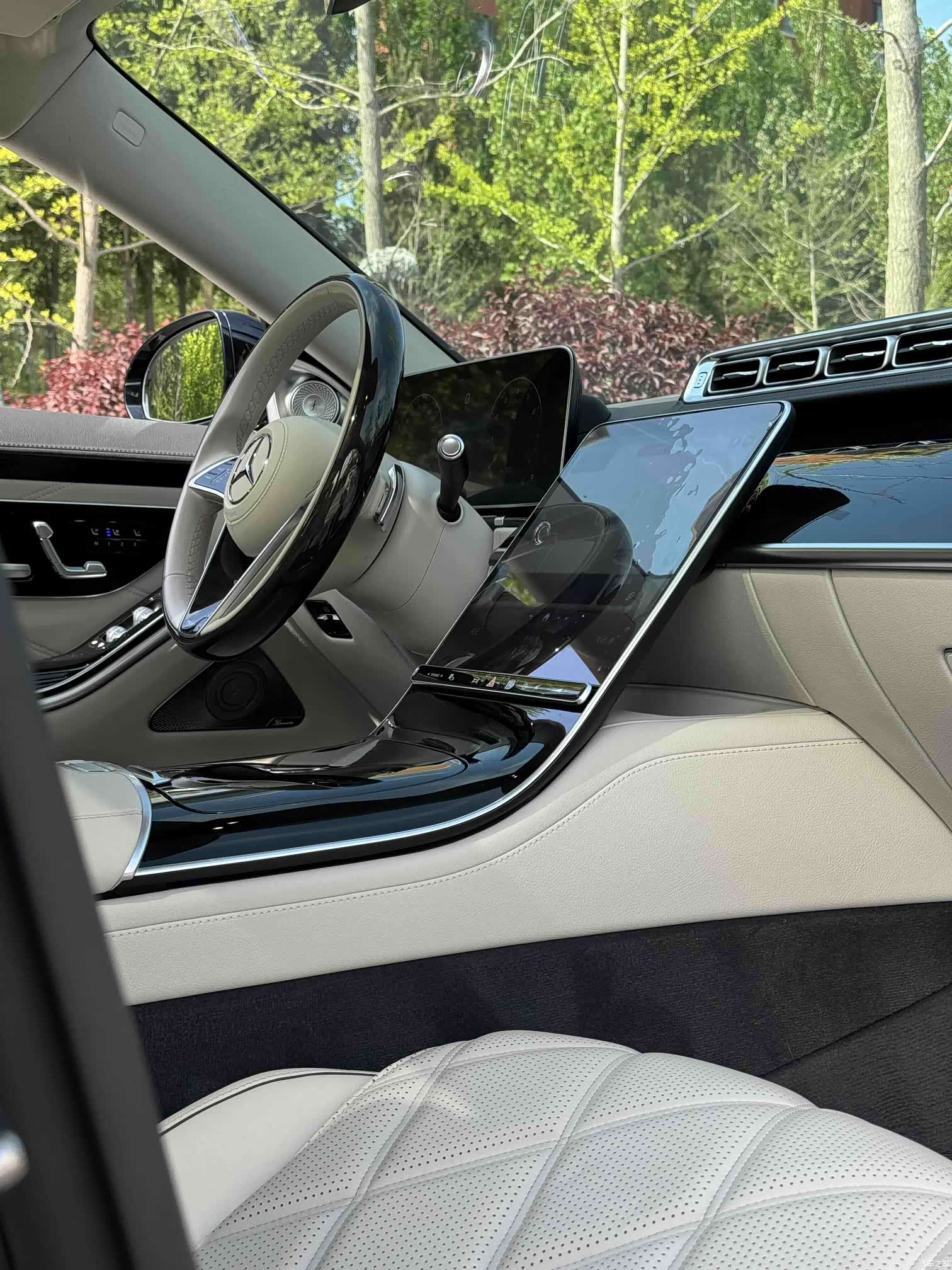 Maybach S-Class, 2022 13