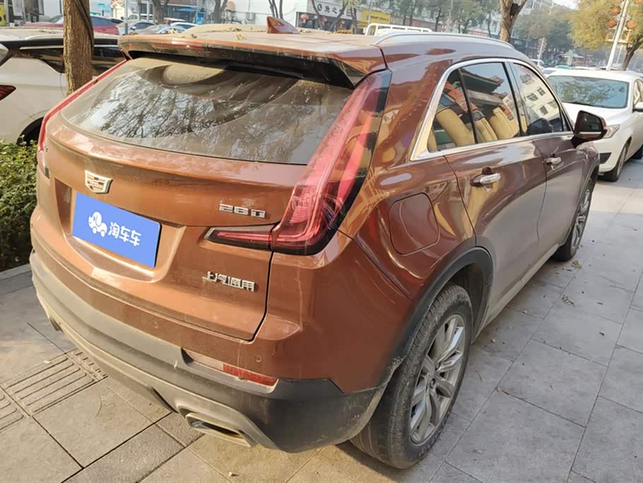 Cadillac XT4