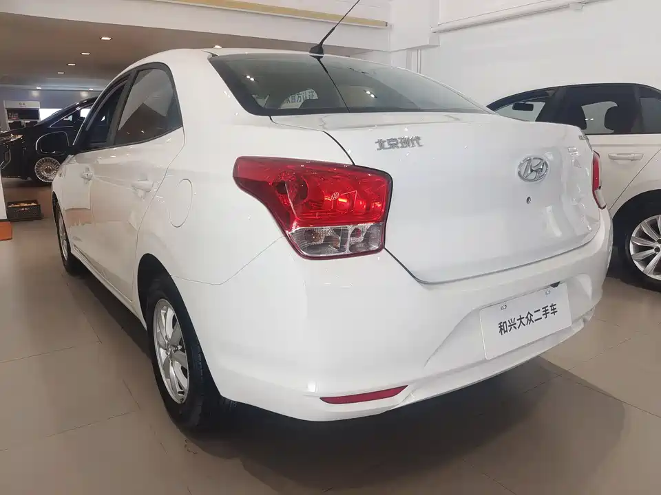 Hyundai Rena