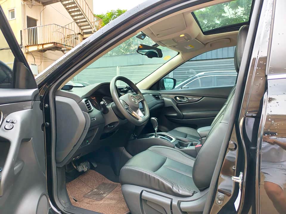 Dongfeng Wuhan Car