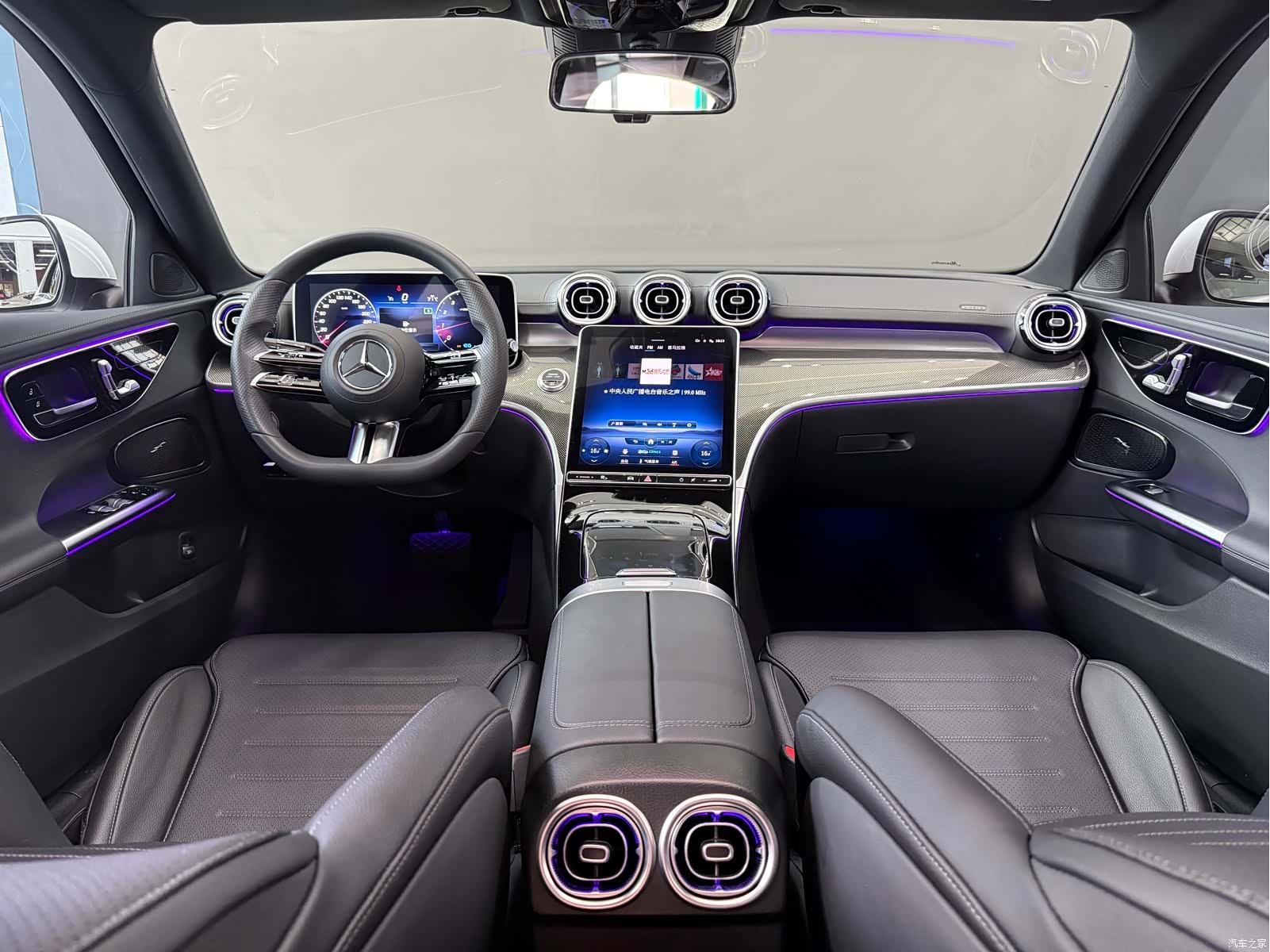 Mercedes-Benz C-Class, 2022 13
