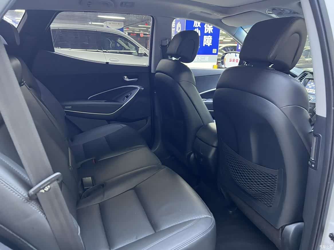 Hyundai Santa Fe, 2015 13