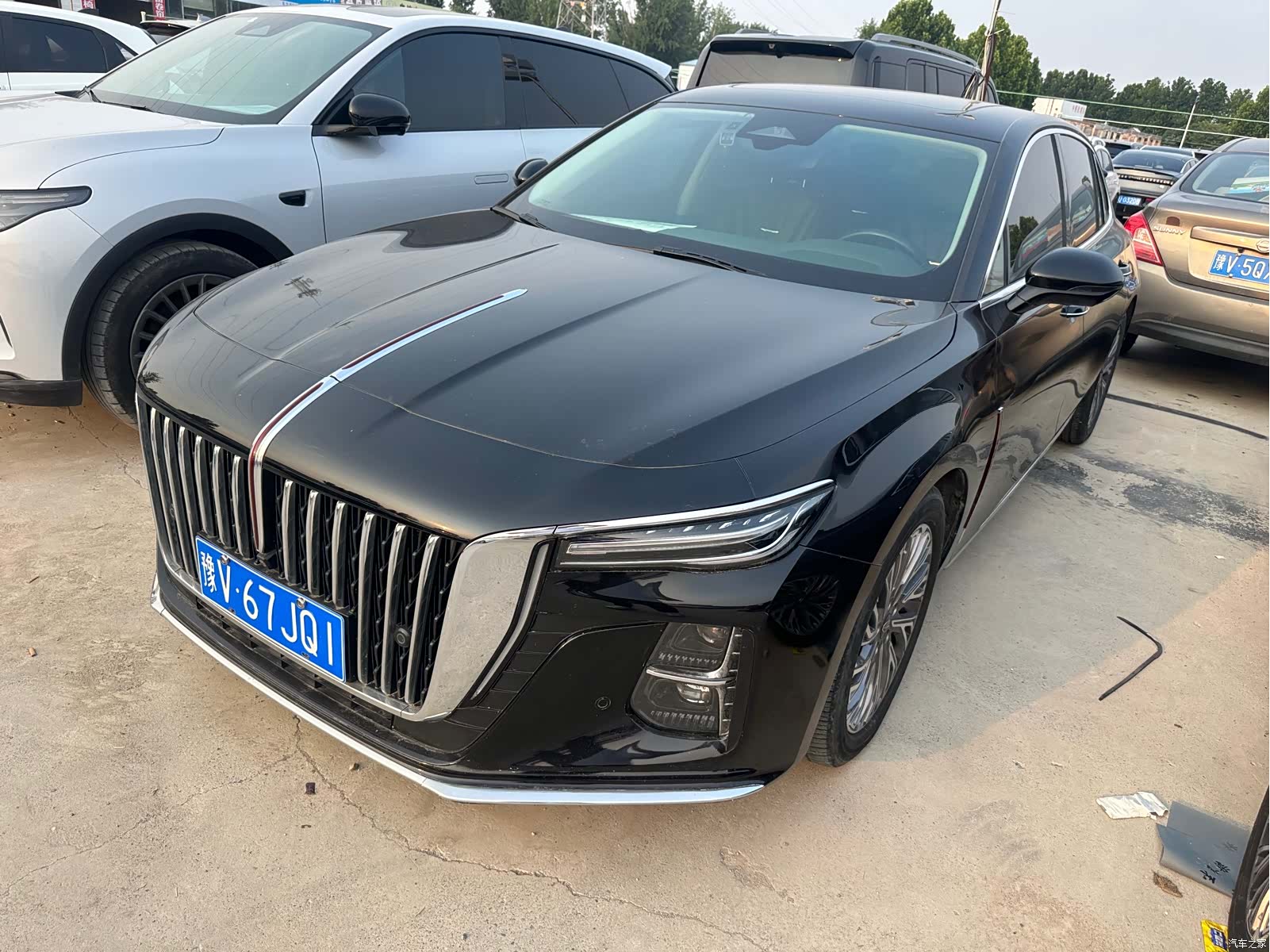Hongqi H5
