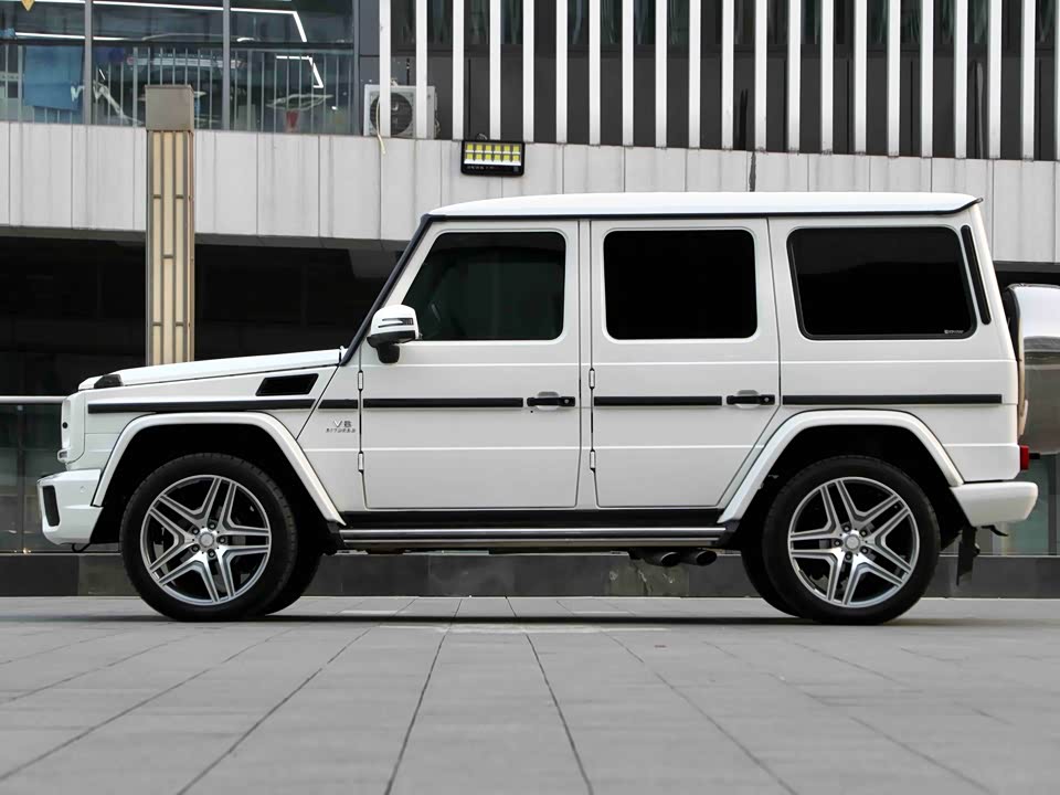 Mercedes-Benz G-class