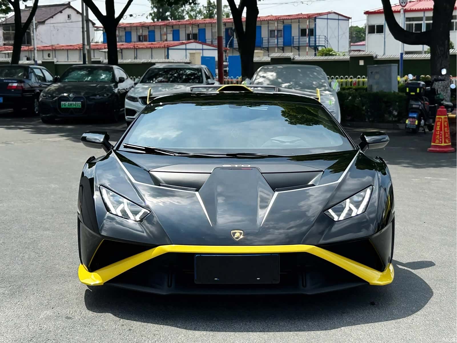 Lamborghini Huracán, 2022 4
