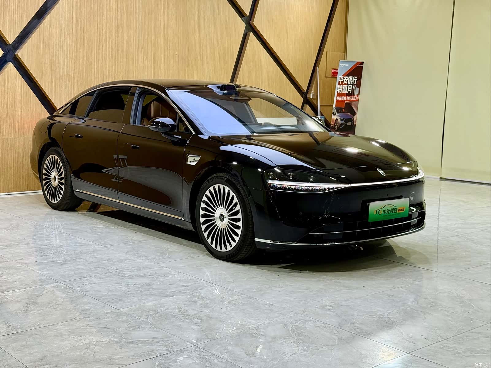 Stelato S9, 2025 3