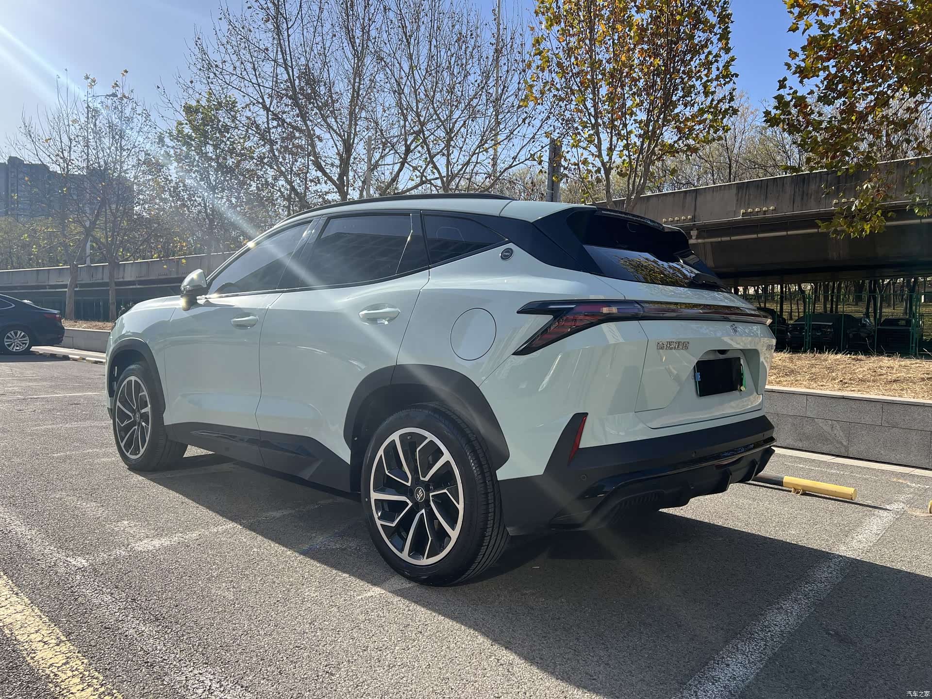 Jetour L6, 2025 11