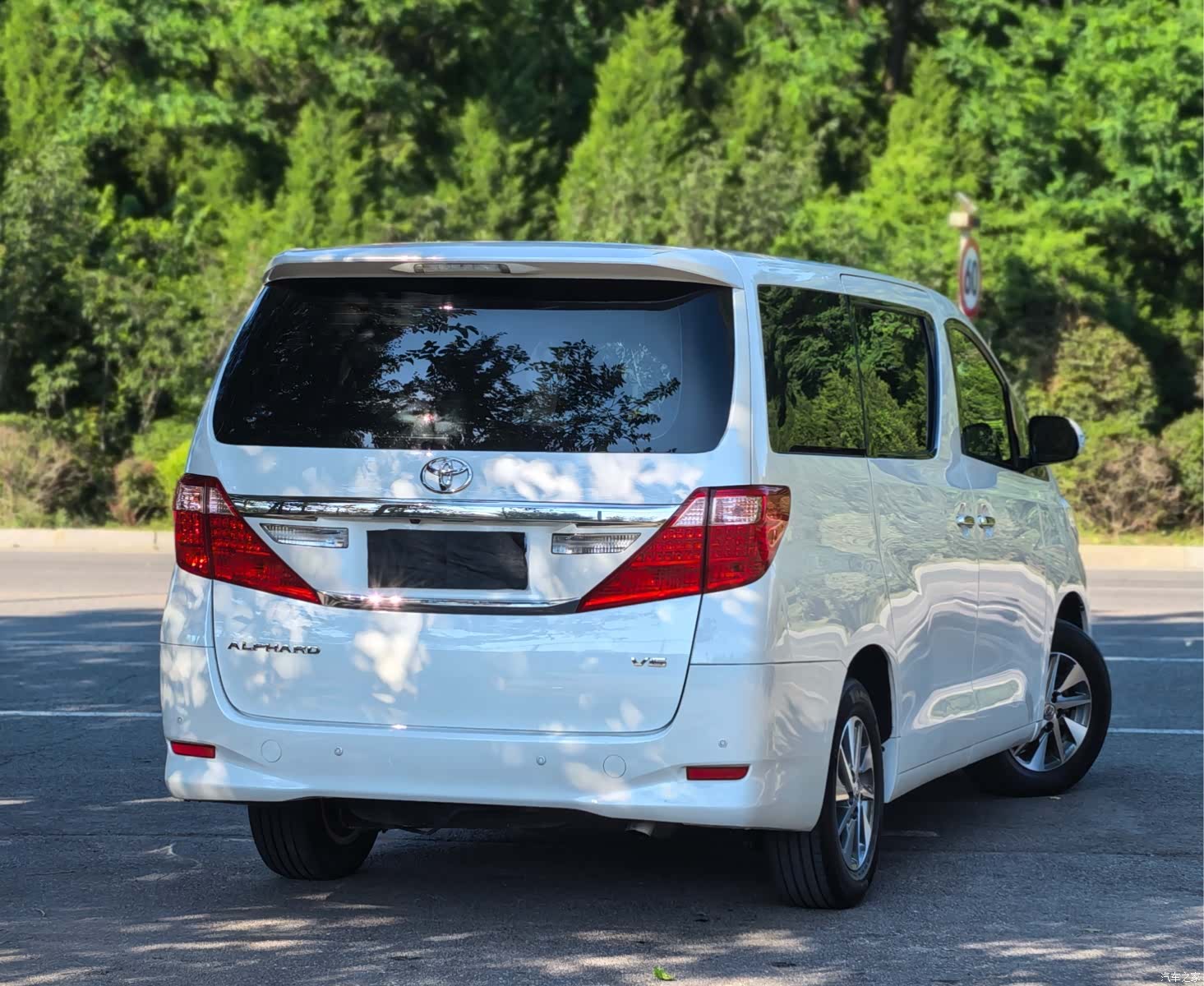 Toyota Alphard, 2016 6