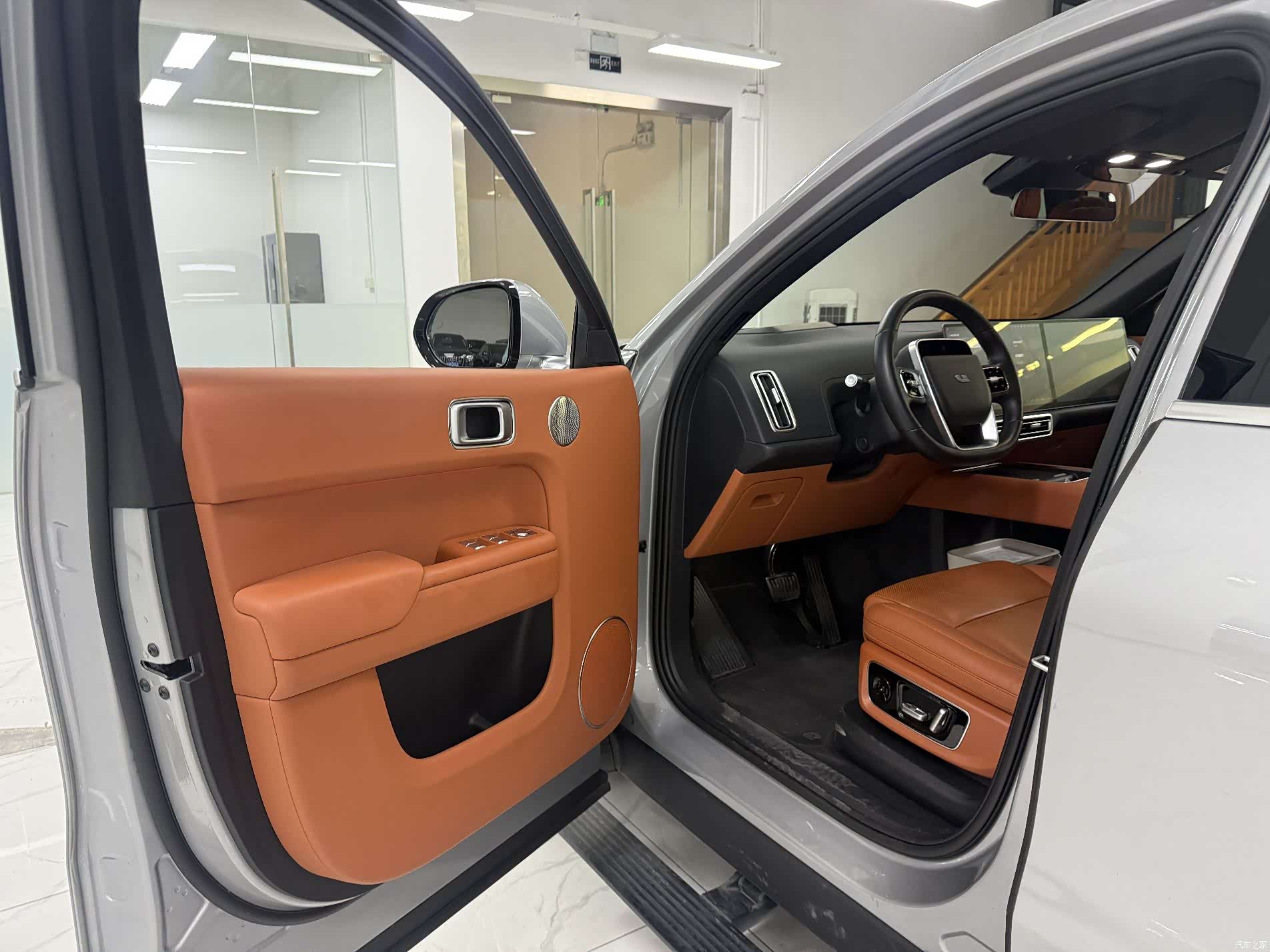 Li Auto L9, 2022 7