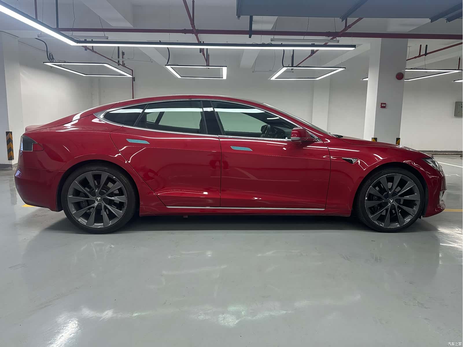 Tesla Model S, 2020 4