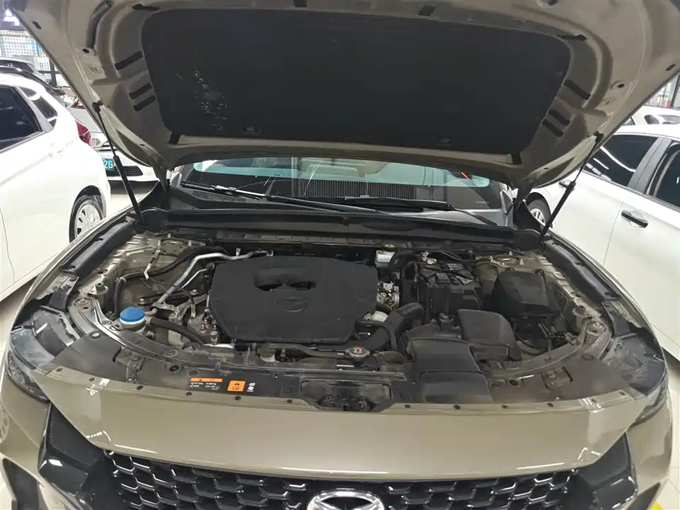 Mazda CX-50 line also