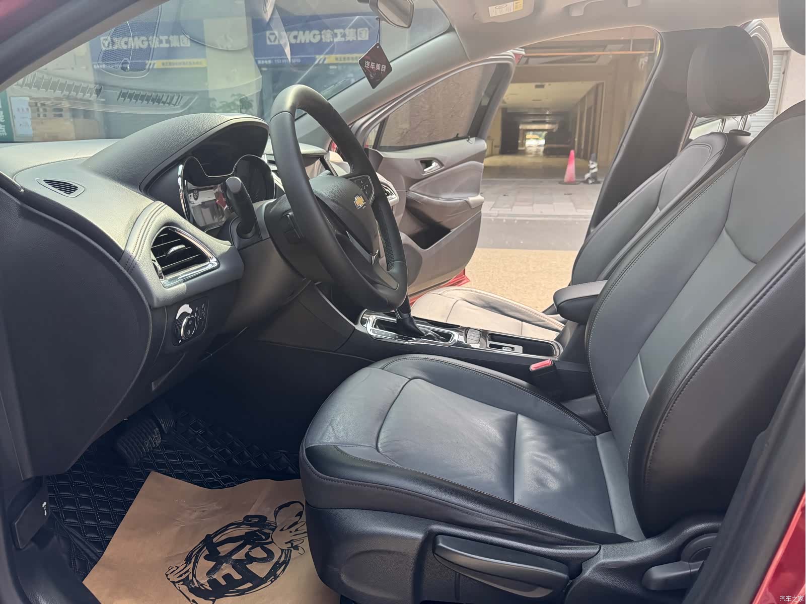 Chevrolet 320, 2019 7