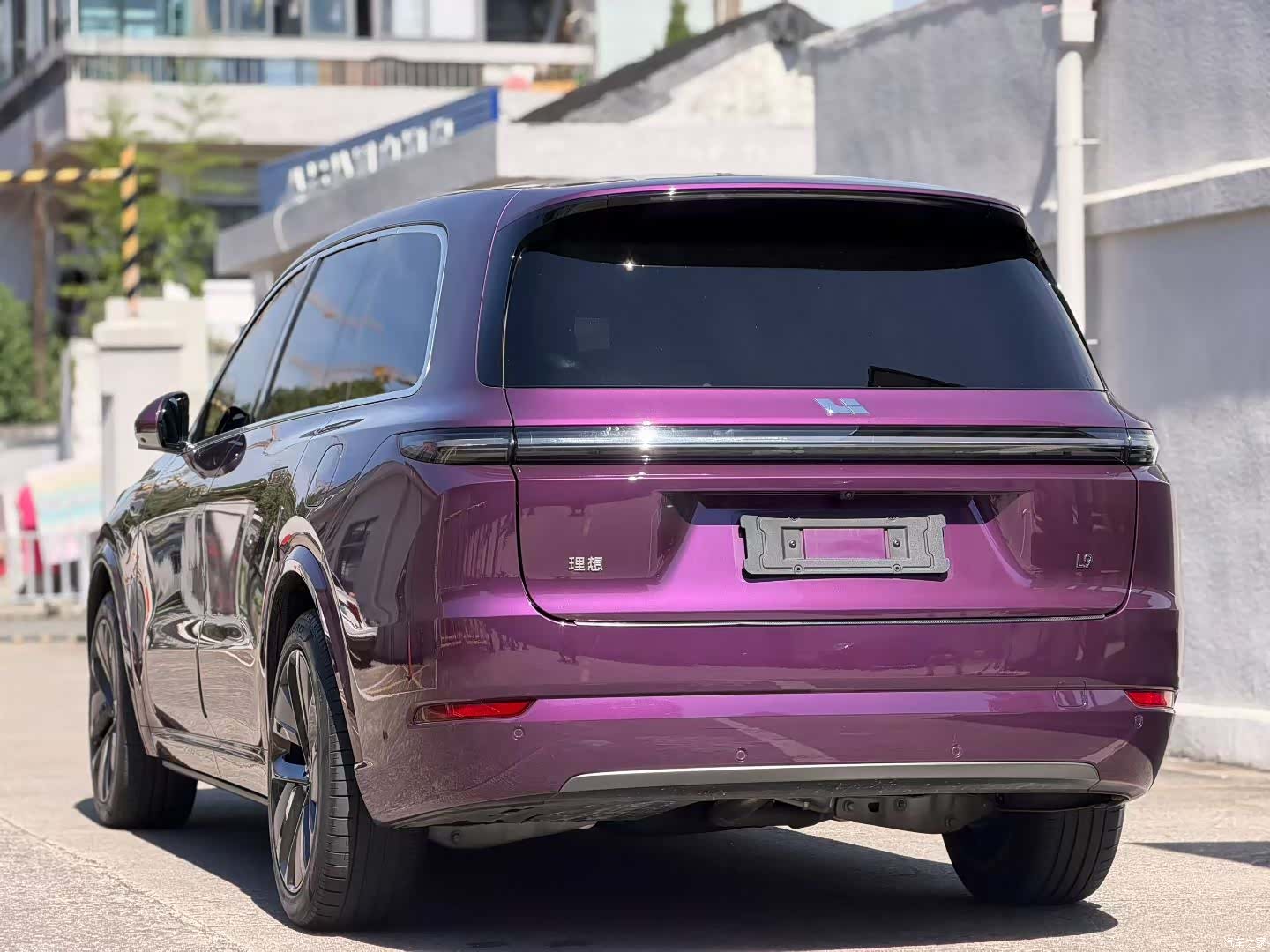 Li Auto L9, 2023 7