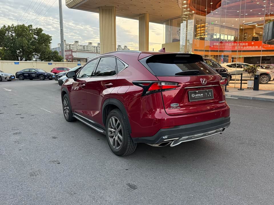 Lexus NX
