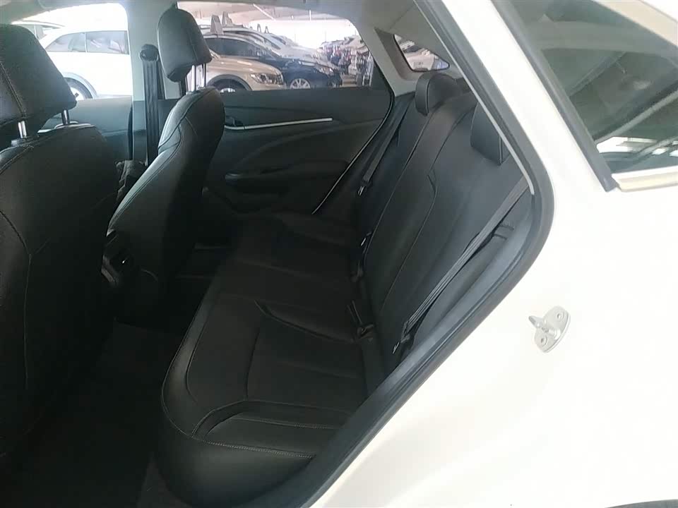Buick Yinglang Buick Yinglang