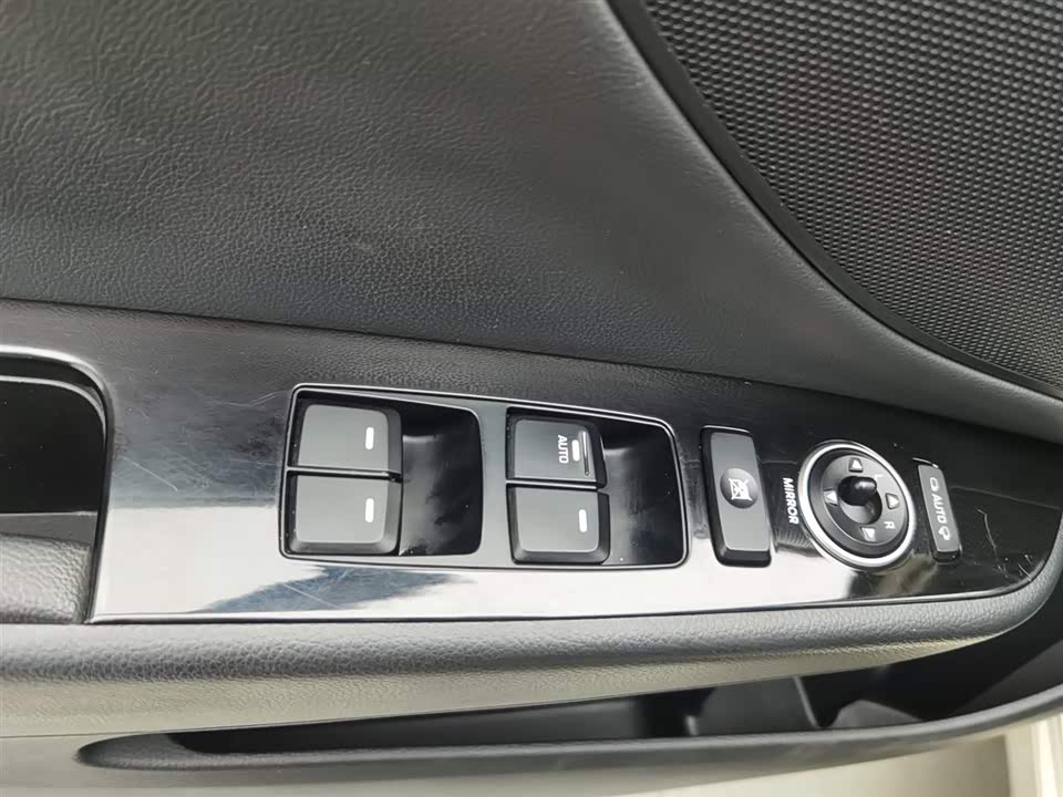 Hyundai Name picture