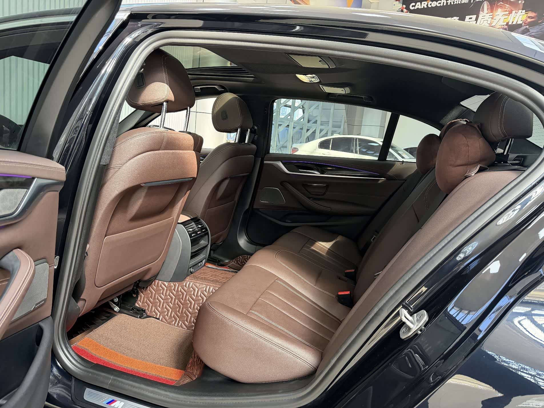 BMW 5 Series, 2020 24