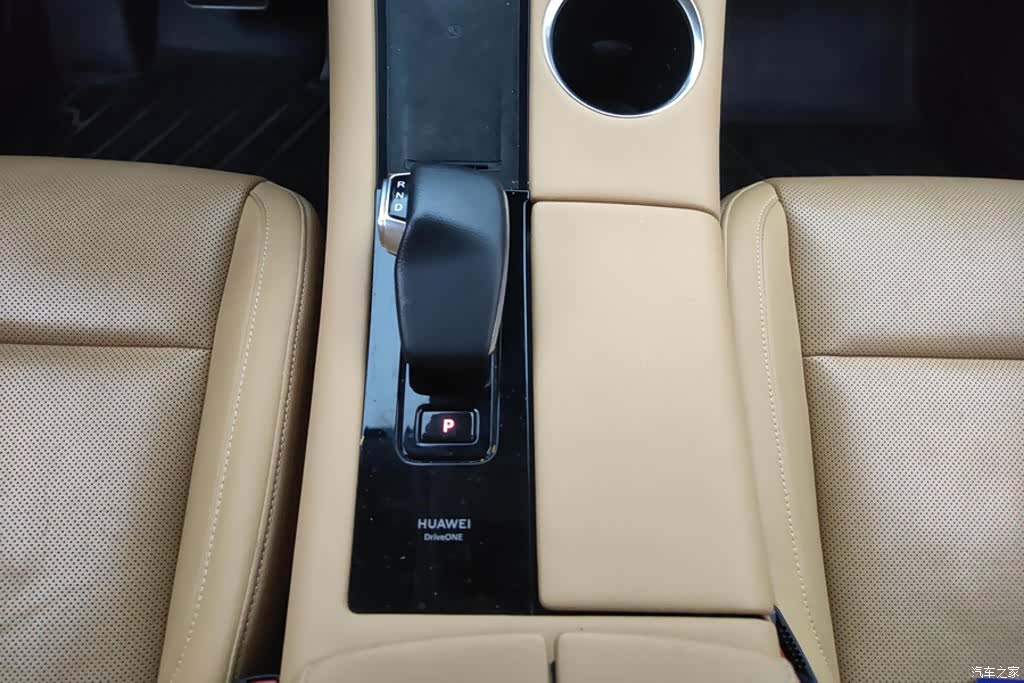 AITO M5, 2022 16