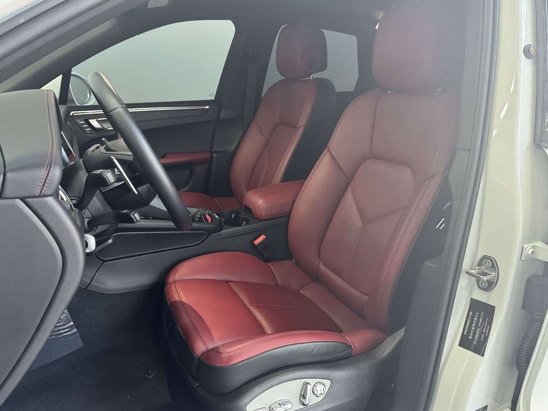 Porsche Macan, 2022 13
