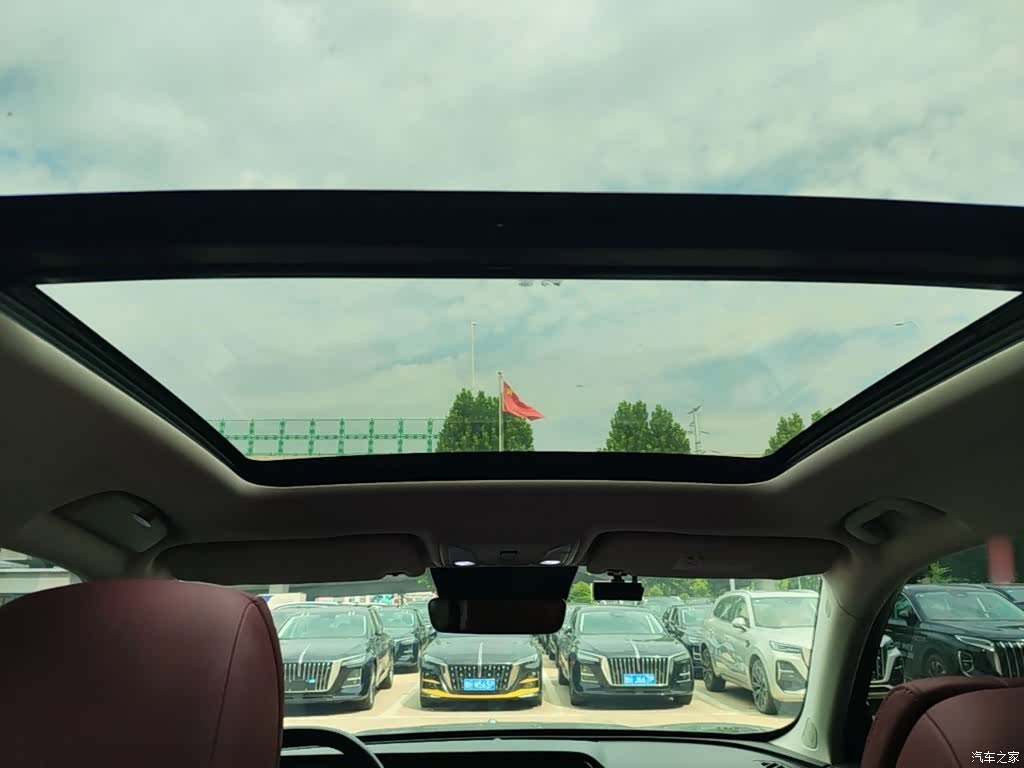 Hongqi HS5, 2024 14