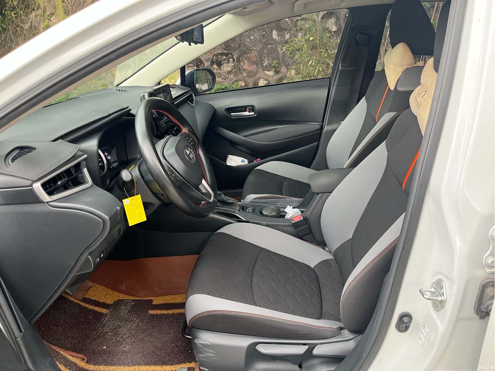 Toyota Corolla, 2022 все фото