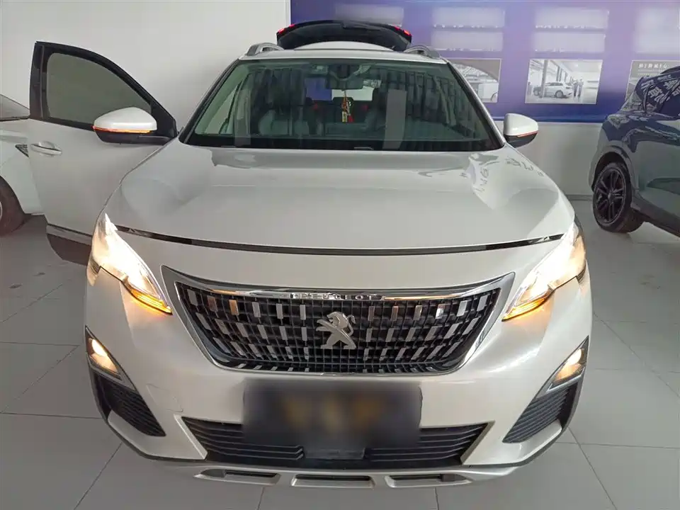 Peugeot 4008