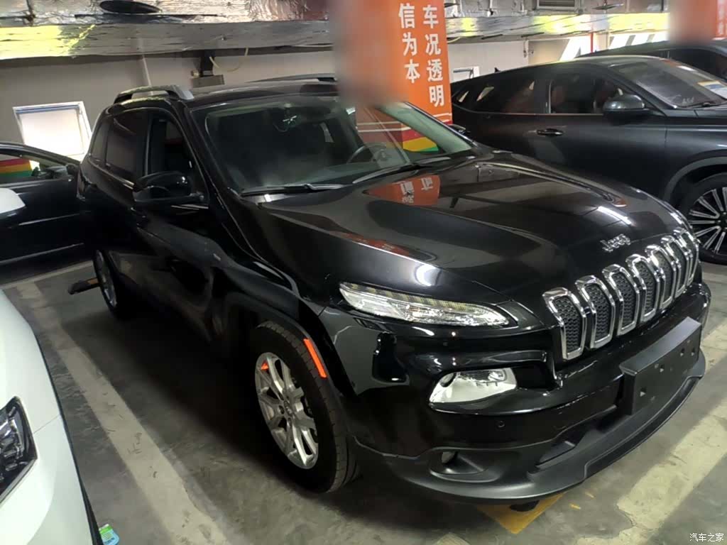 Jeep Cherokee, 2017 4