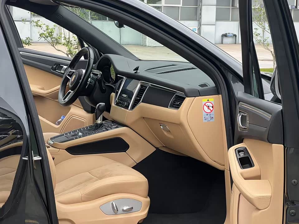Porsche Macan Porsche Macan
