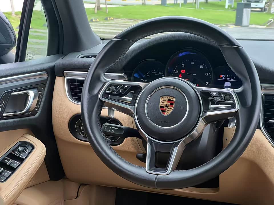 Porsche Macan Porsche Macan