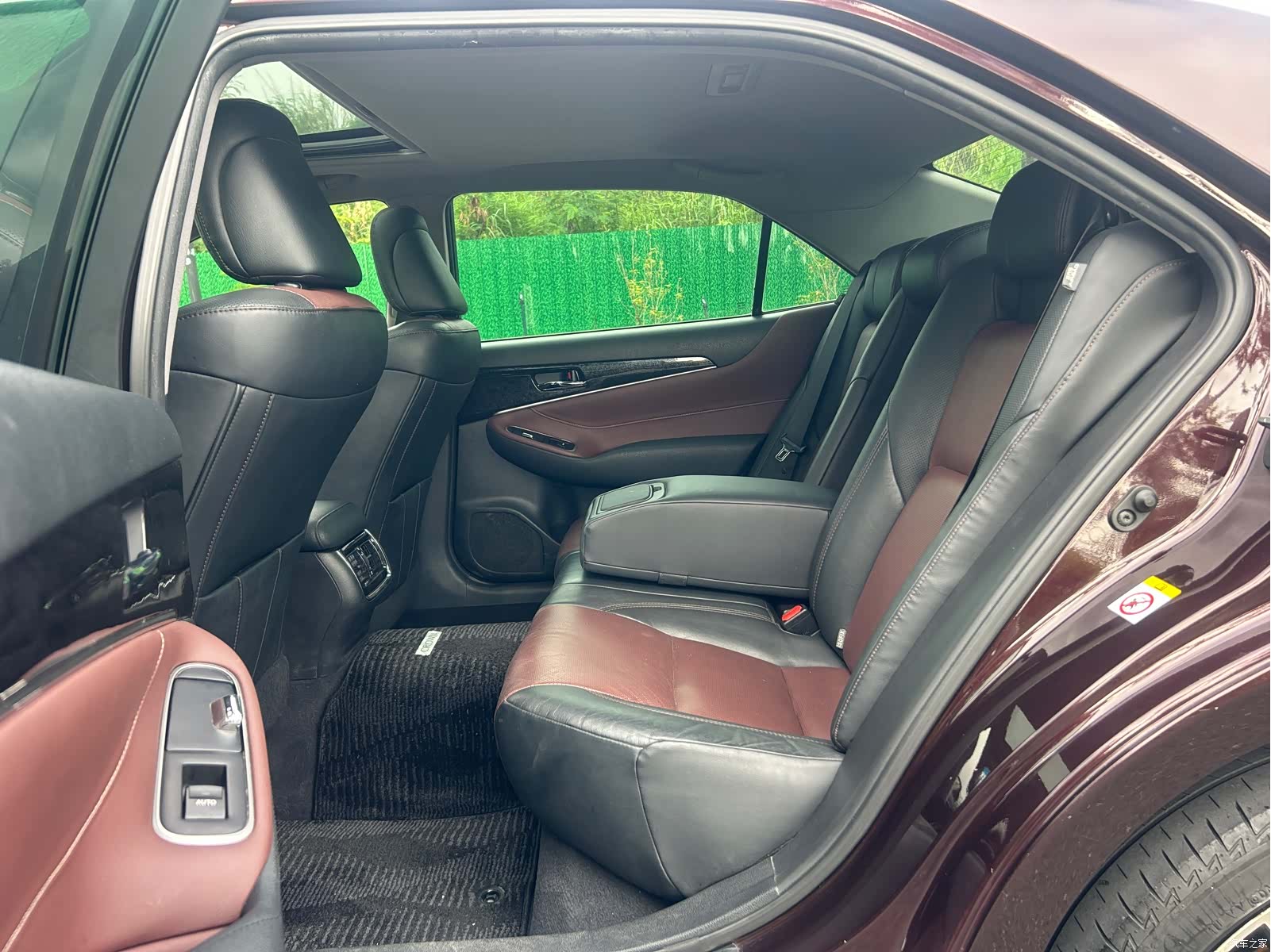 Toyota Crown, 2019 7