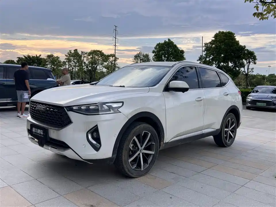 Haval F7