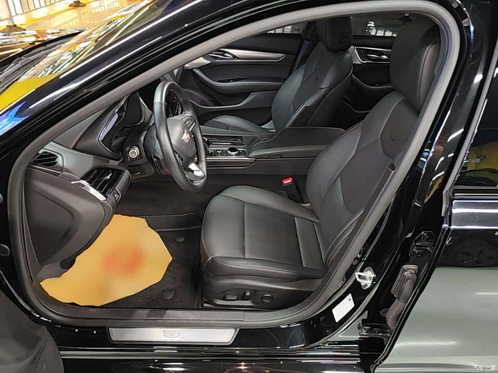 Cadillac CT5, 2023 15