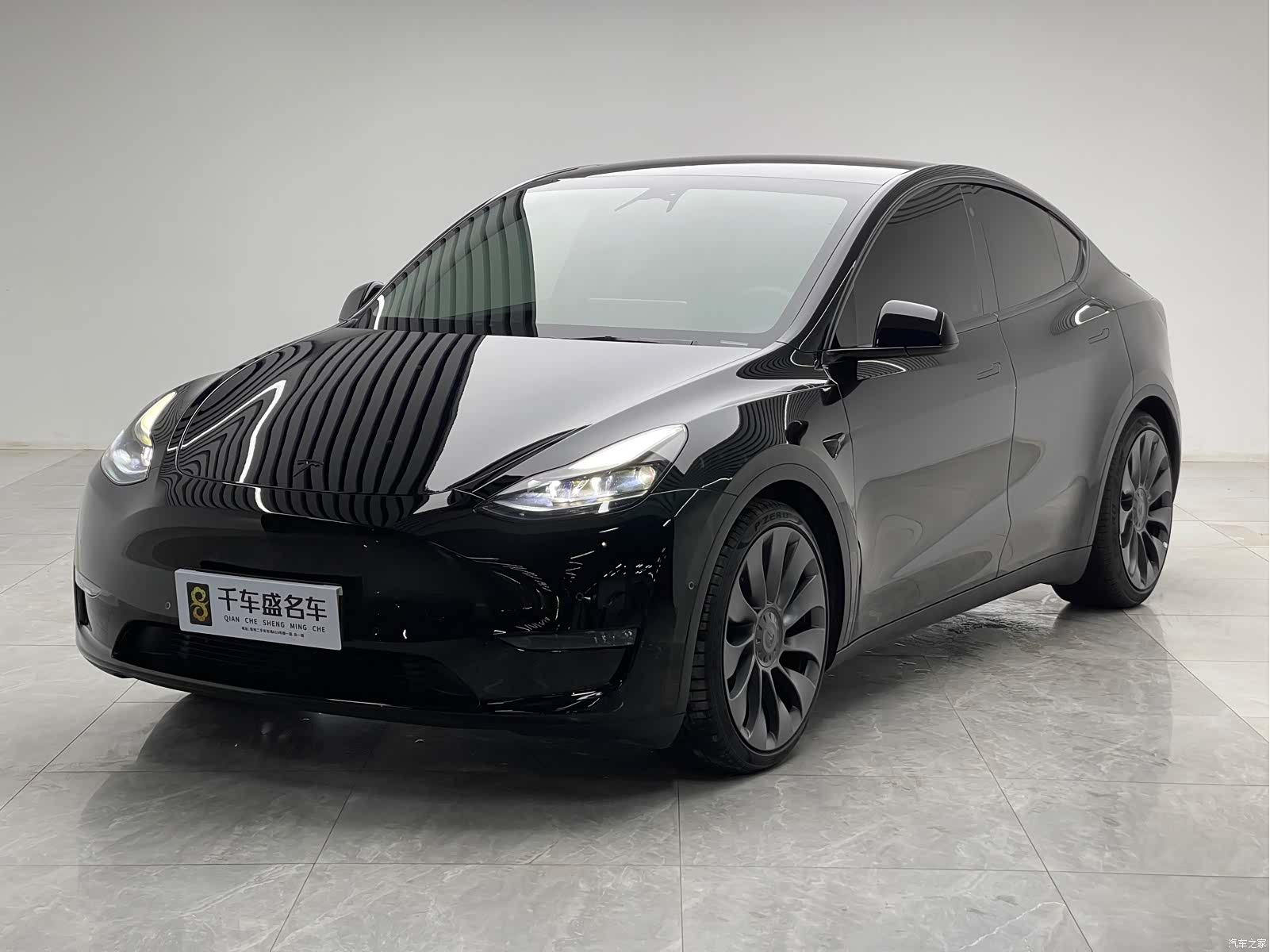 Tesla Model Y, 2022 1