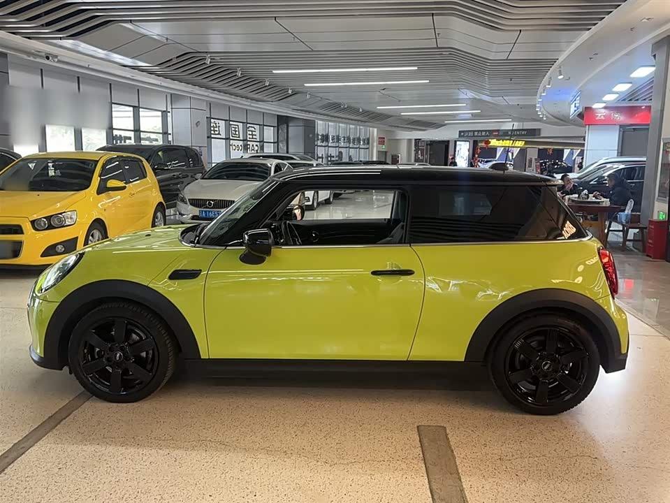MINI MINI