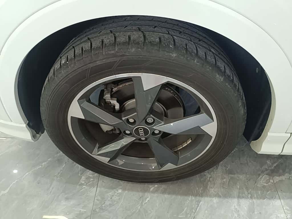 Audi Q3, 2023 23