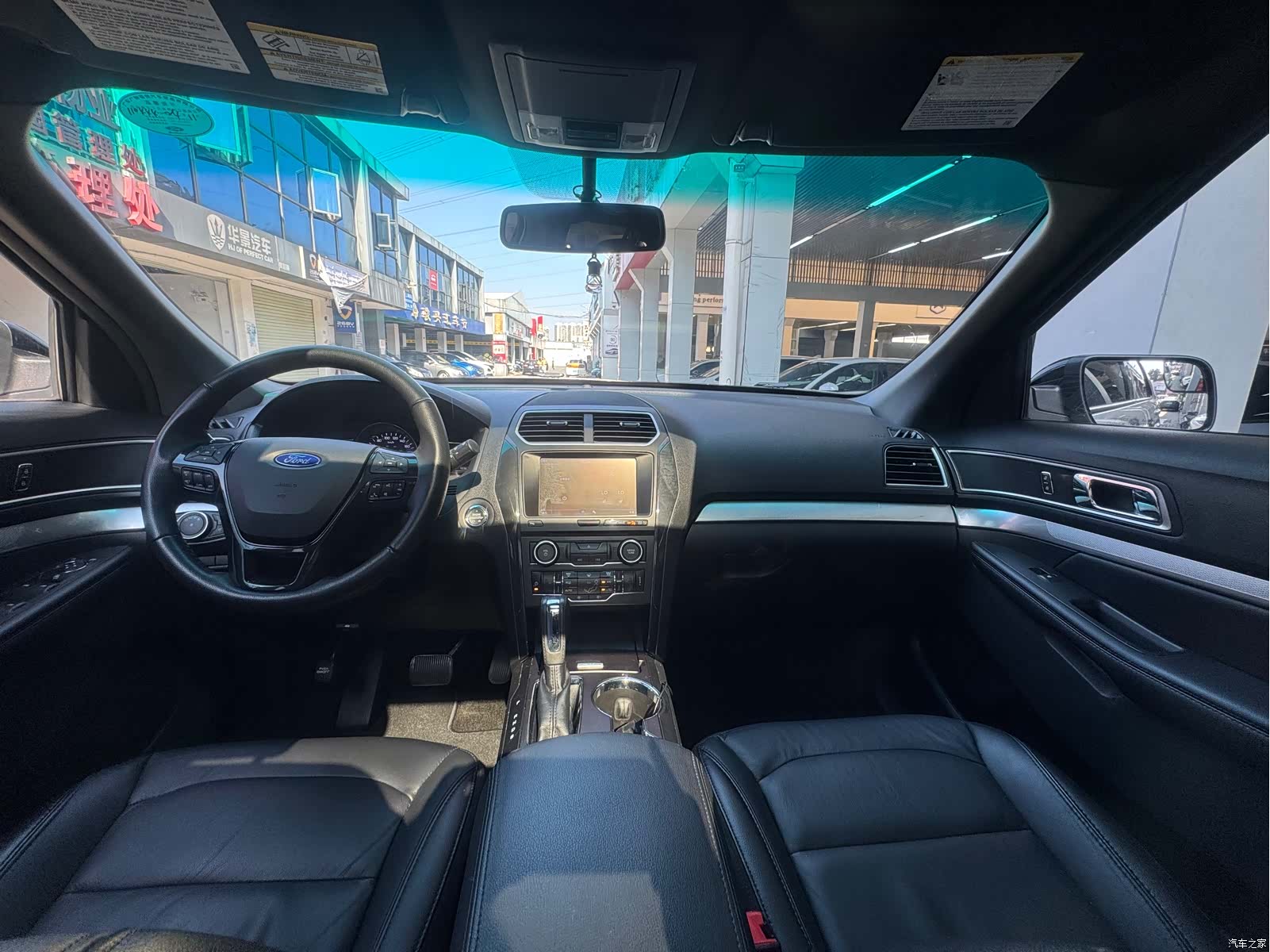 Ford Explorer, 2016 11