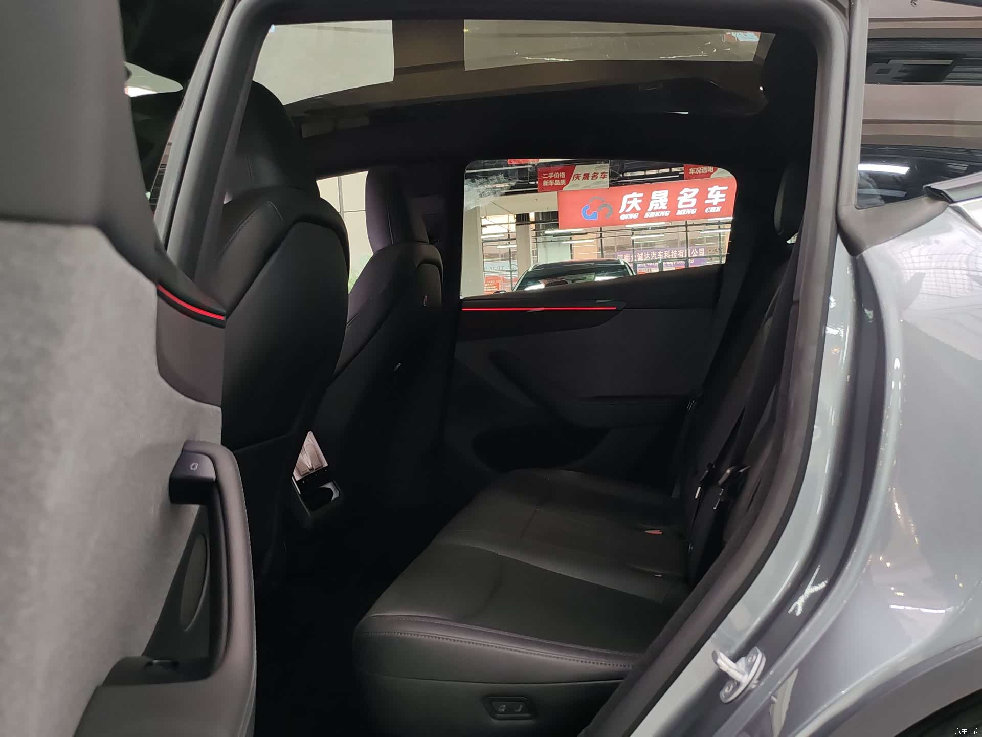 Tesla Model Y, 2026 6
