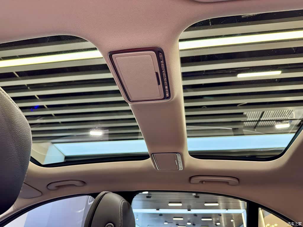 Mercedes-Benz C-Class, 2021 25