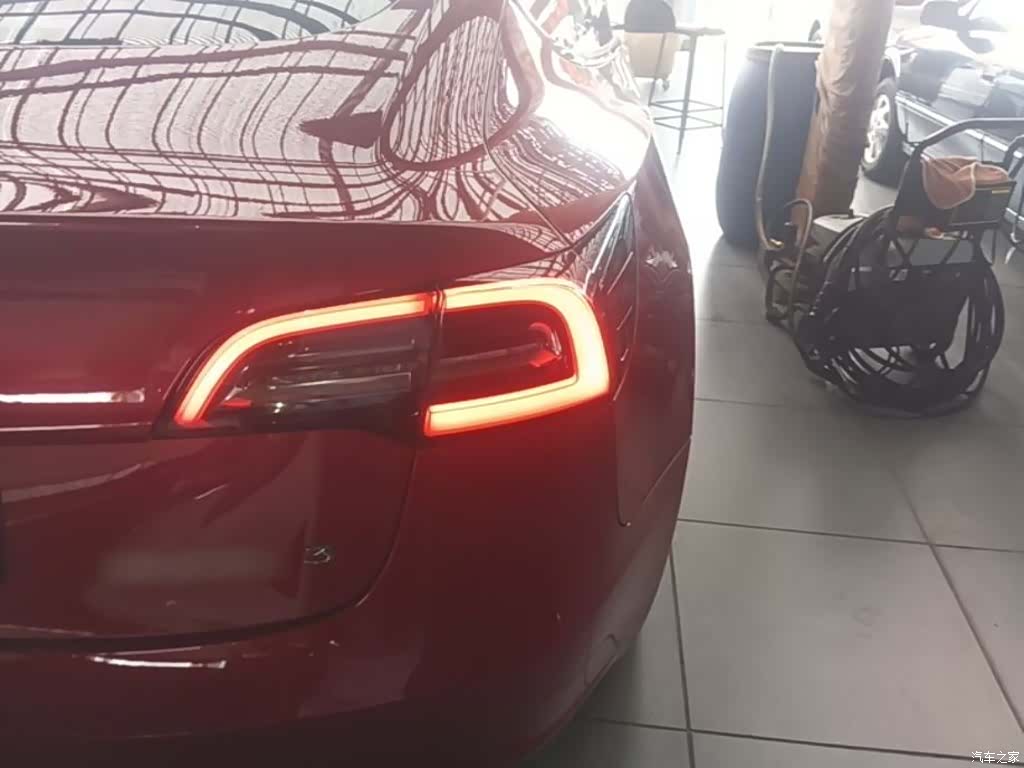 Tesla Model 3, 2020 8