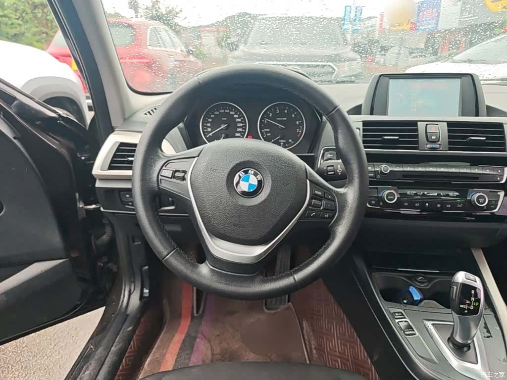 BMW 1 Series, 2016 11