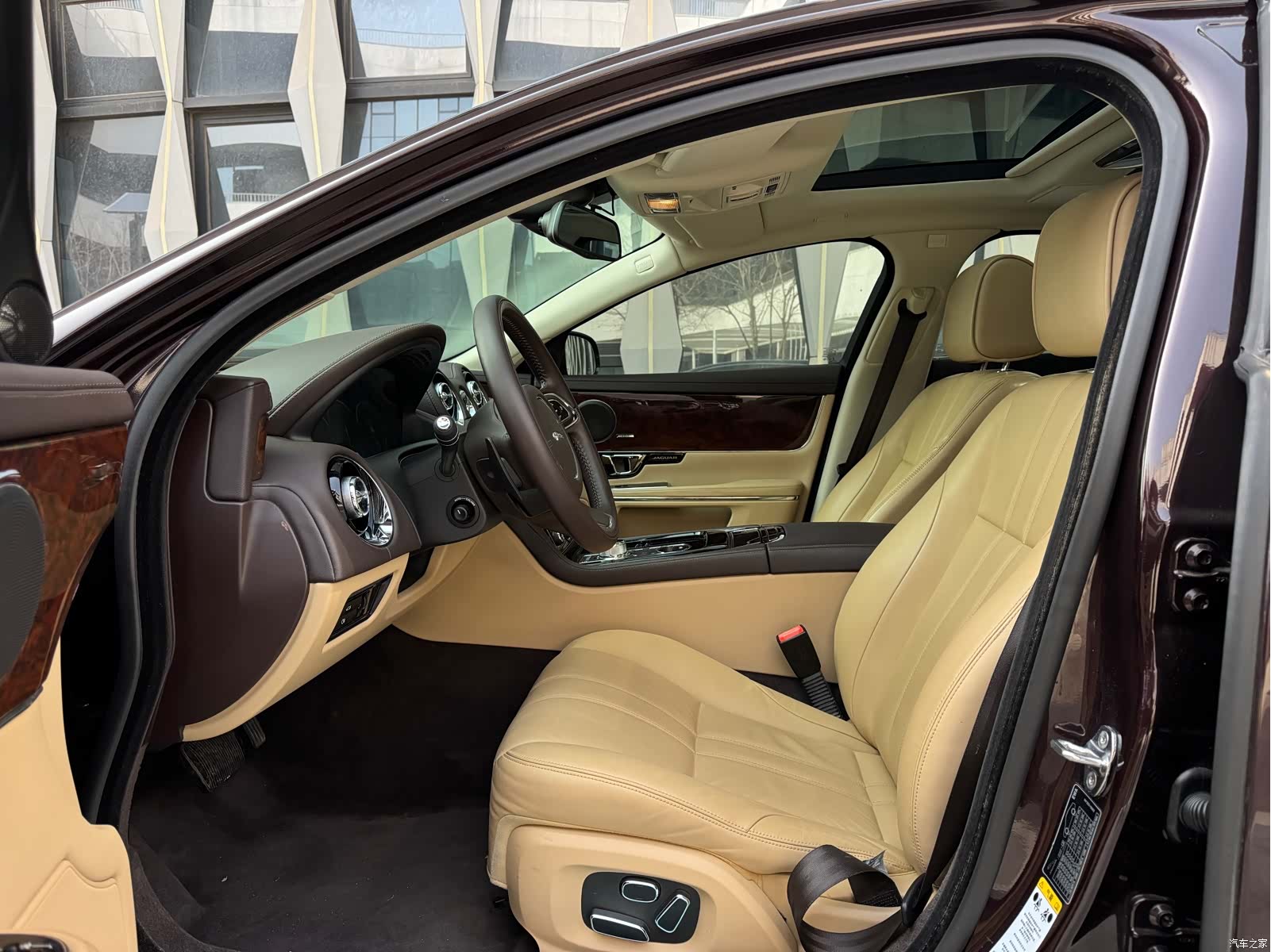 Jaguar XJ, 2014 все фото