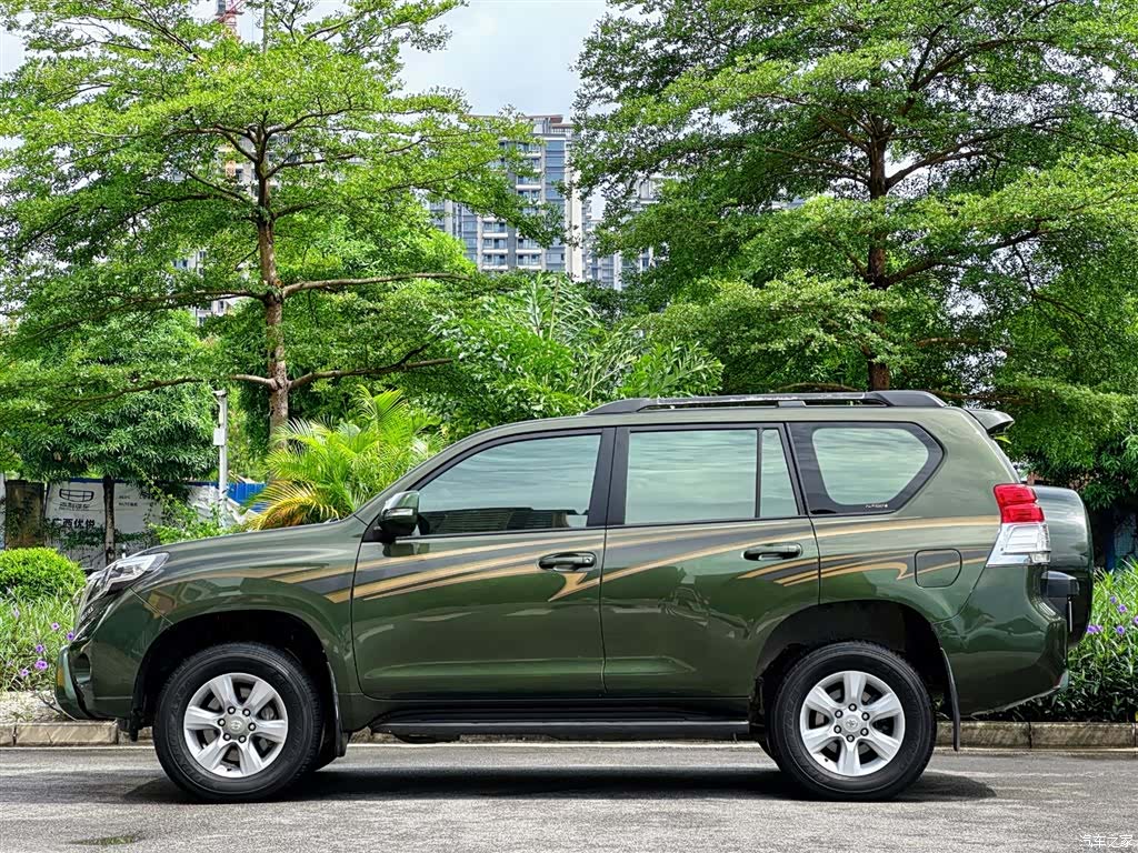 Toyota Prado, 2013 все фото
